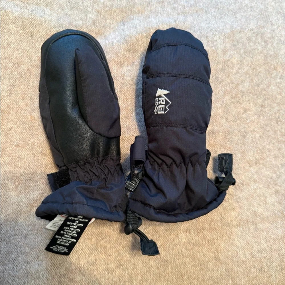 REI Black Winter Mittens XXS